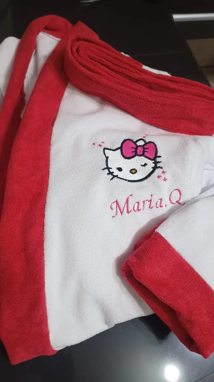 Bata Hello Kitty blanca y roja