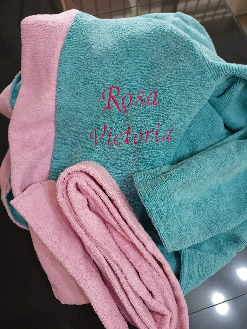 Bata Clásica turquesa y rosa